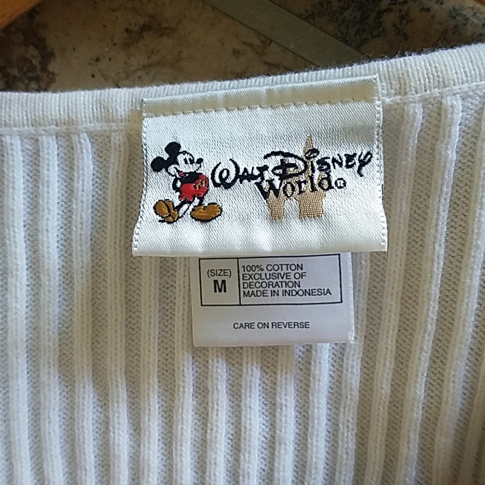 Disney sleeveless shirt - Picture 3 of 4